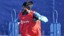 Атлетико? Депай е пред подпис с Интер