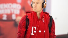 Робен скочи на "къртицата" в Байерн: Ти си позор!