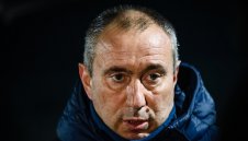 Мъри Стоилов с мощен залп срещу съдиите след Вечното дерби