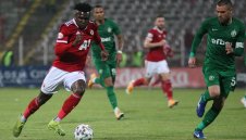 Бивш селекционер на Бразилия ще наблюдава двубоя за Суперкупата