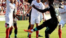 Ливърпул с нова загуба в контролите + ВИДЕО