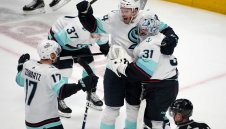 В НХЛ ще има нов шампион, могъщият Бостън също е аут