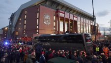 Коронавирусът спря разширяването на "Анфийлд"