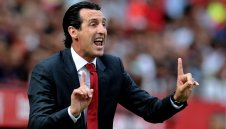 Унай Емери най-после победи Барса