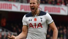 Този смешен, смешен Ливърпул. И Тотнъм се изгаври с червените