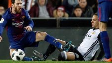 Докато Барса се чуди: Арсенал прилапва "прилеп"