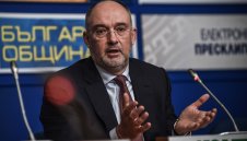 Човек на Бербатов с тежки обвинения към Боби Михайлов