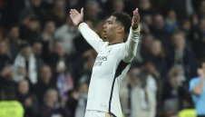 Реал унижи Жирона и капарира титлата в Испания