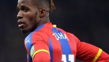 Заха ще добави още напрежение в Арсенал