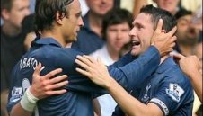 Бербатов бележи, Тотнъм бие 3:0 като гост