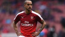 Билич изкушава Уолкот с титулярно място при Чуковете