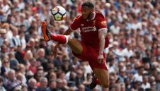 Ливърпул загуби защитник за финала с Реал