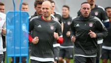 Бойни старчета: Робен и Рибери точат ножа на Ливърпул + СНИМКИ