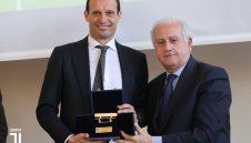 Юве обра всички награди! Алегри взе "Златната пейка"