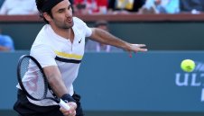 Федерер гони 1/4-финал в Маями, за да остане №1 в света 