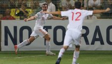 Испания на финал и на европейското до 19 г.