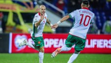 България най-после с победа, но е на последно място