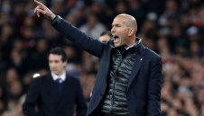 Зидан ще се бори да остане в Реал
