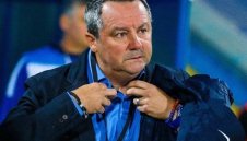 Стоянович: Жал ми е за феновете на Левски