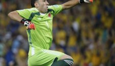 Вратар на Арсенал е най-успешен в английското първенство