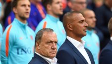 Холандия с куп промени срещу Беларус и Швеция, Снайдер е аут