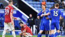 Юнайтед пропусна да се нареди до Челси и Сити