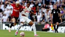 Юнайтед отстрани Антони заради обвиненията в домашно насилие