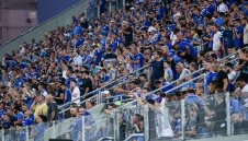 Изви се огромна опашка за билети на „Герена“