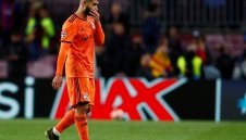 Евертън също ще се включи в битката за Фекир, ще трябва да се бори с "големите акули"