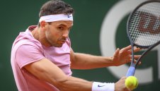 Гришо се промъкна на 1/2-финалите в Мелбърн след голяма драма