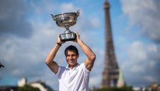 Рафаел Надал ще играе на "Уимбълдън", обяви чичо му