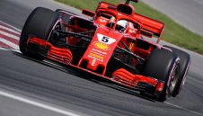 Фетел отнесе конкуренцията и грабна полпозишън в Канада