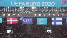 УЕФА: Ериксен е в болница в стабилно състояние