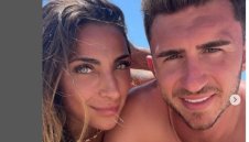 Секси мажоретка показа шеметно тяло на Бахамите + СНИМКИ