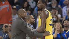 Изгониха Дюрант при завръщането му