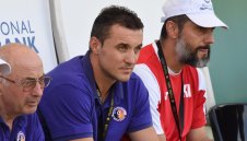 Етър още се чуди за Генчев