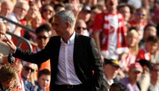 Юнайтед предлага нови договори на Рашфорд и Фелаини