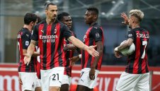 Ибра продължава пазарлъците с Милан