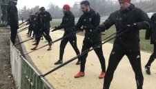 ЦСКА се бори с преспите в Сандански + СНИМКИ