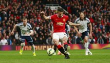 Лацио дава 4 млн. евро годишно на Ван Перси