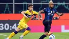 Видал избира между Интер и Галатасарай