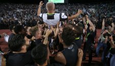 Луд купон в Пловдив: Локо показа Купата пред хиляди фенове