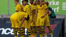 Азар взе №10 в Дортмунд, Халанд не иска "деветката"