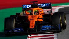 Макларън се оттегли от ГП на Австралия, състезанието е под въпрос