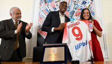 Осимен избра! Голаджията на Наполи иска в Байерн