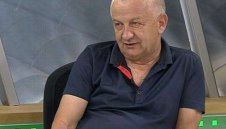 Крушарски издирва подкрепление за "бандата гейове" в Аржентина
