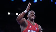 Легенда! Михай Лопес пренаписа олимпийската история