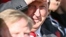 Ходжсън: Надявам се Торес да продължи със силното си представяне