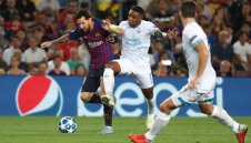 Манчестър Юнайтед го иска, но той чака обаждане от Байерн