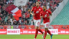 Защитник на ЦСКА: Роналдо е по-лесен за опазване от Меси